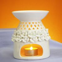 3D Flowers motif around the body
