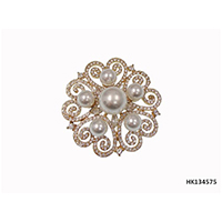 Pearl Brooch with Stone