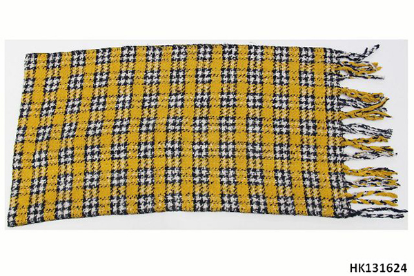 Knitted Checker Scarf