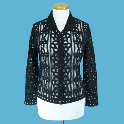 LADIES' 100% RAYON WOVEN BATTENBURG LACE BLOUSE.