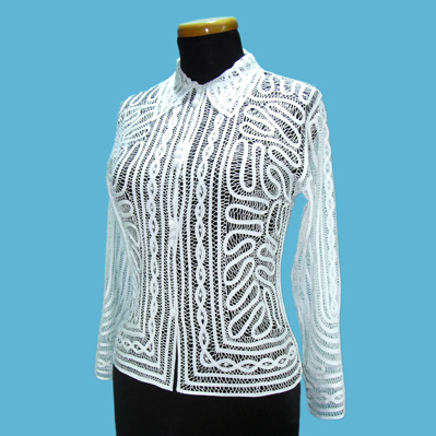 LADIES' 100% SILK WOVEN BATTENBURG LACE BLOUSE.