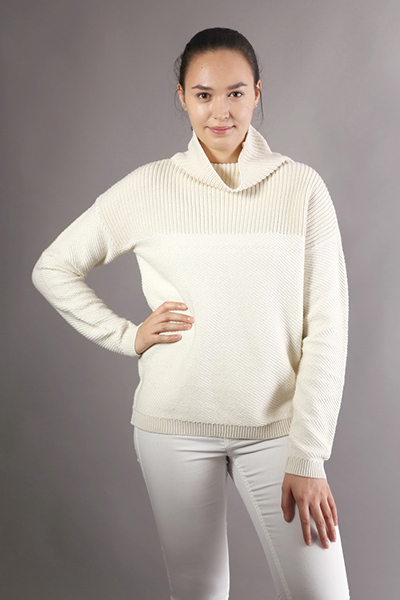 Women Beige Turtle Neck Long Sleeves Stripes Loose Sweater Top