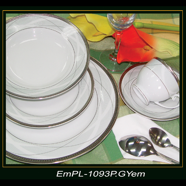 Sell White Porcelain Dinner Set