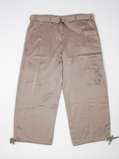 Ladies' Cargo Capris