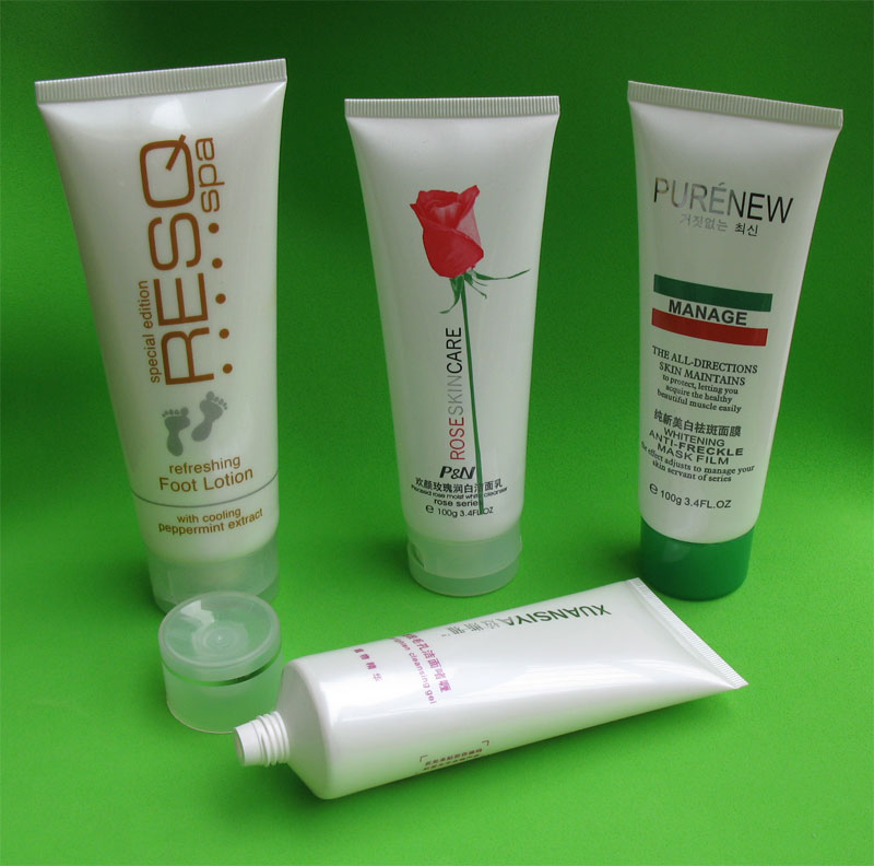 Sell 120ml plastic cosmetic tube for sunscreen with color flip top cap