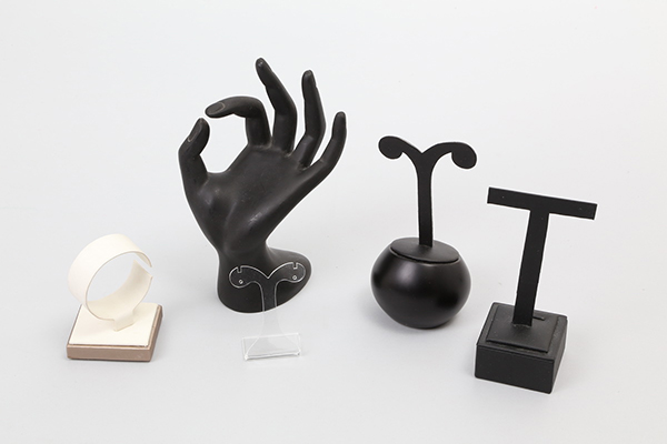 Earring / Pendant Stand / Hand Form