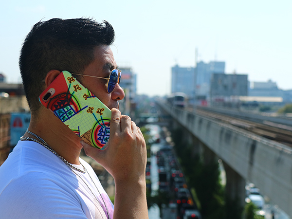 ChildHOOD Re-VISit -Tinha War- Phone Case