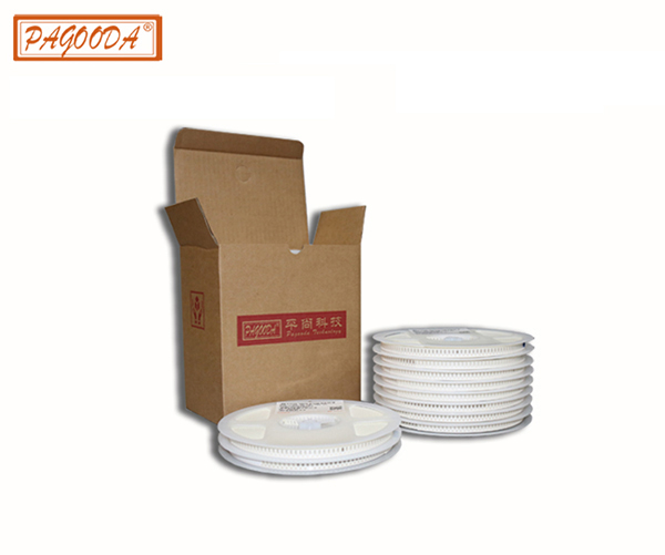 SMD ceramic capacitor 10pF