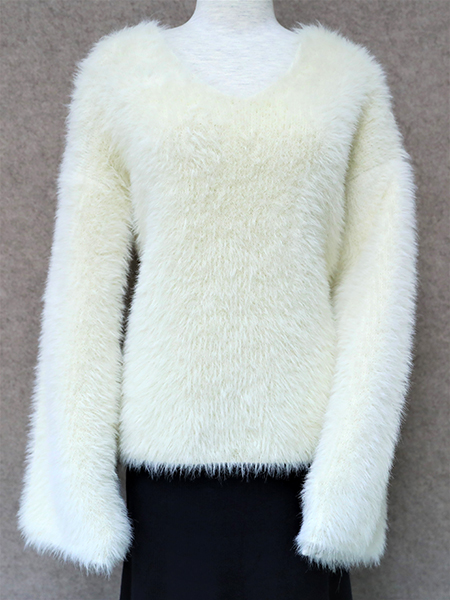 Feather V Neck PO