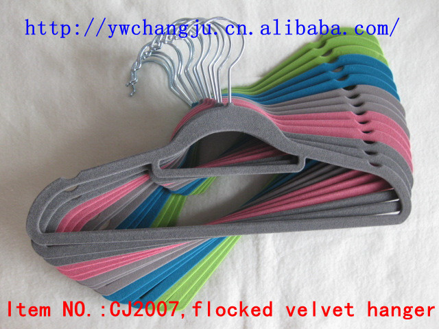 Yiwu Stocklot Flocked Velvet Hanger Household Supply Landury Supply Hotel Supply Changju