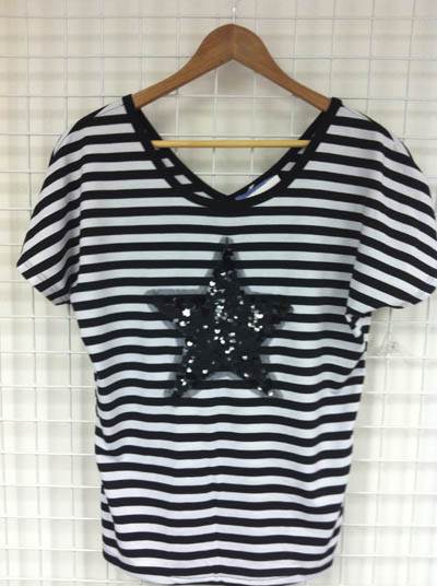 Ladies' boat neck SS with beading emb.