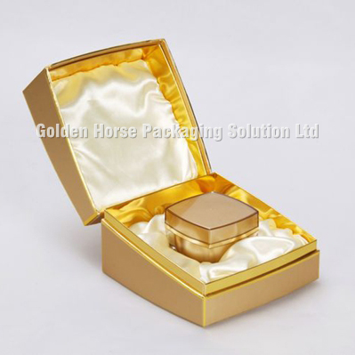 Cosmetic Packaging