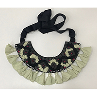 Neckine Trim