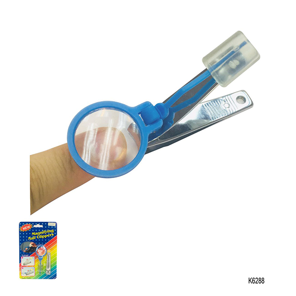 NAIL CLIP W/MAGNIFIER