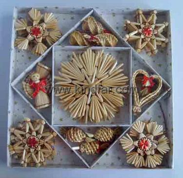 Handmade Straw Christmas Decorations