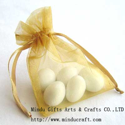 organza pouch with drawstring