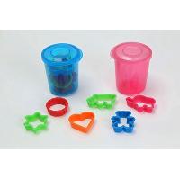 Food Storer with 6 Assorted cookie Cutter (Heart, Bear, Elephant, Hippo, Round, Star)