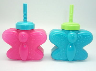 Butterfly sipper bottle