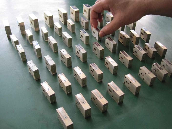 Minature Waveguide Isolator