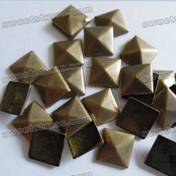 Hotfix Convex, Hotfix Convex Stud