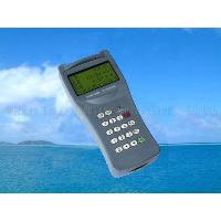 Hand-held ultrasonic flowmeter