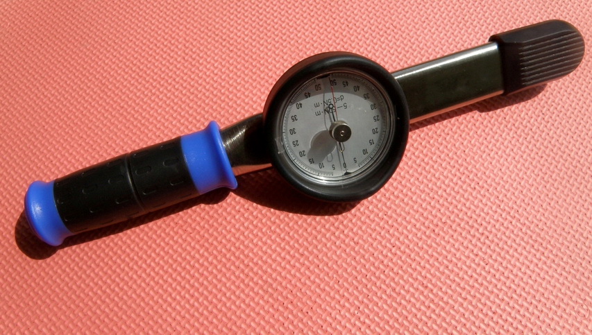 Gtw Series Dial Indicating Torque Wrench