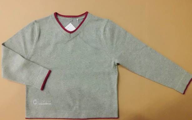 Sell V-neck pullover
