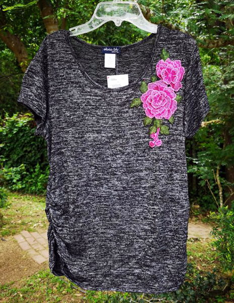 Short Sleeve With Side Ruched Top With Big Flower Patch