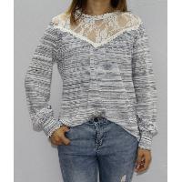Sell knitted top, 20026
