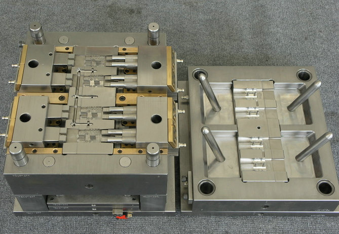 Plastic Injeciton Mould