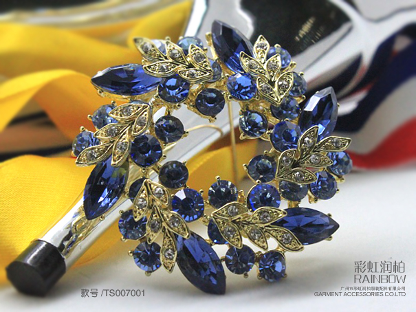Sell fashion rhinestone brooch /brooch pin/costume brooch