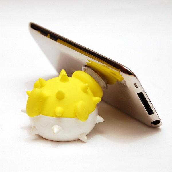 Swellfish iphone stand
