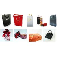 Gift / Shopping / F&B / Commercial / Industrial used plastic / paper / Non-woven bags and boxes