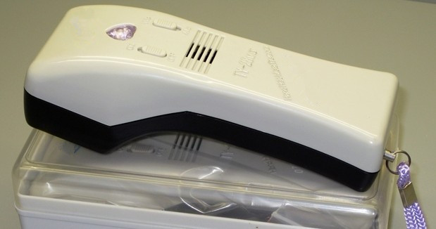 Scanning Stud Finder Hand help