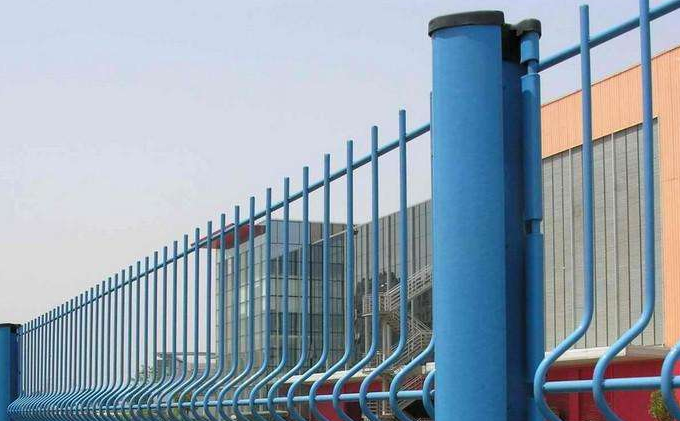 Peach Post Welded Wire Mesh Fence