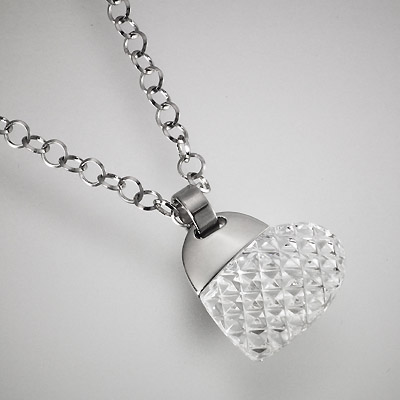 SILVER NECKLACE W/CRYSTAL STONE