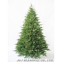 7.5' PE Tree W/243 pinecone