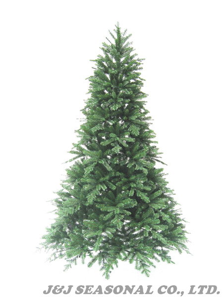 7.5' PE Tree