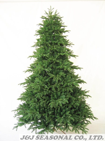7.5' PE Tree
