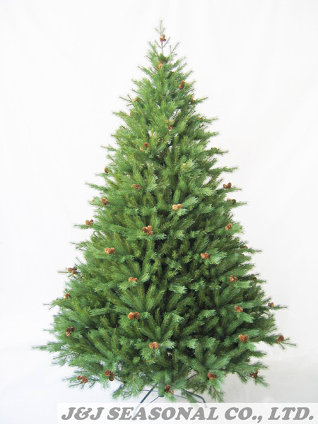 7.5' PE Tree W/243 pinecone