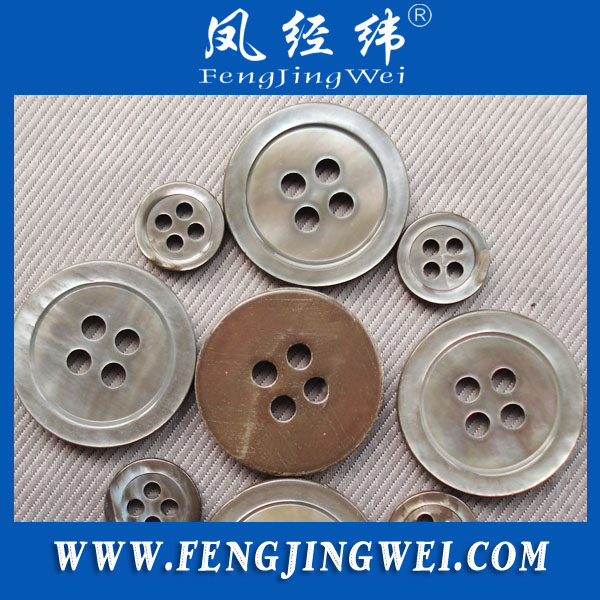 28l 4 Holes Smoke Trocas Shell Button