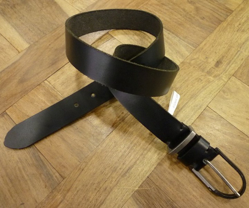Mens Classic Belt With Metal Loop