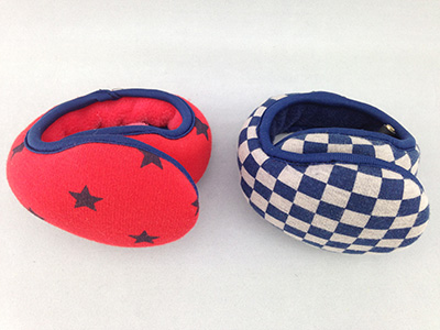 Fashionable Ear Warmers with Headphones