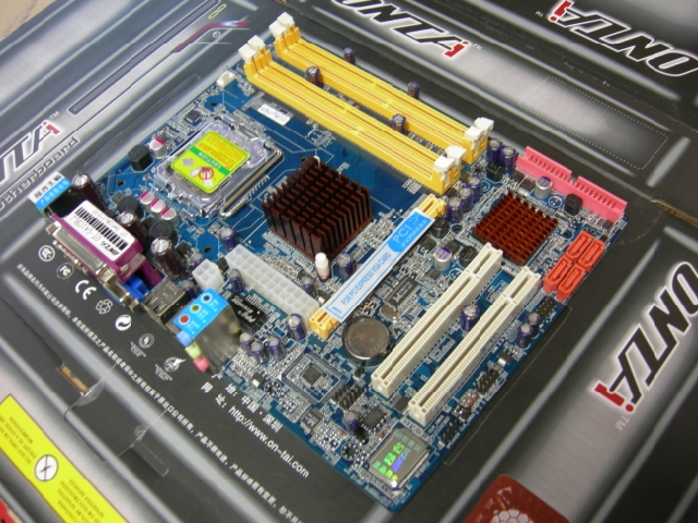 Esonic Motherboard G41cbl , 2xddr2 & 2xddr3