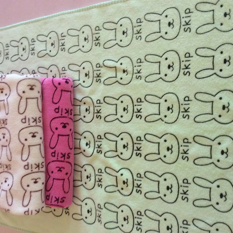 face towel,bath towel,tea towel,beach towel,kitchen towel,dry hair towel,towel blanket