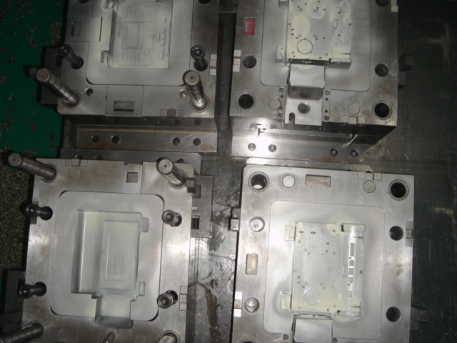 Sell double injection molds and multicolor plastic molds
