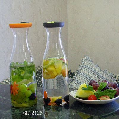 Borosilicate Carafe with Silicon Lid