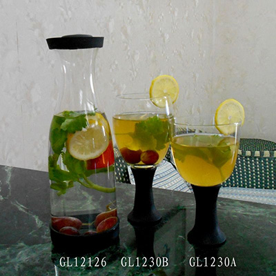 Mouthblown Wine Glass with Silicon Stem Cover