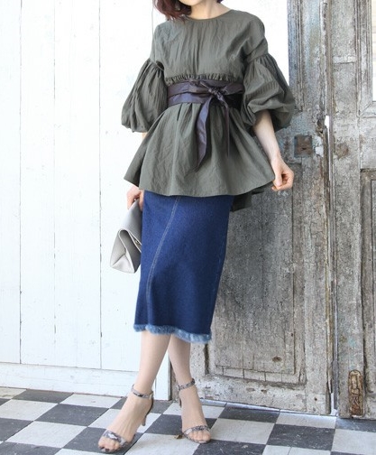 Puff Sleeves Pullover