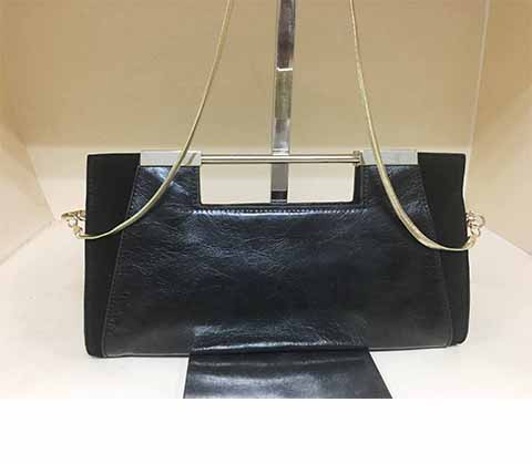 W's cross body clutch in genuine leather